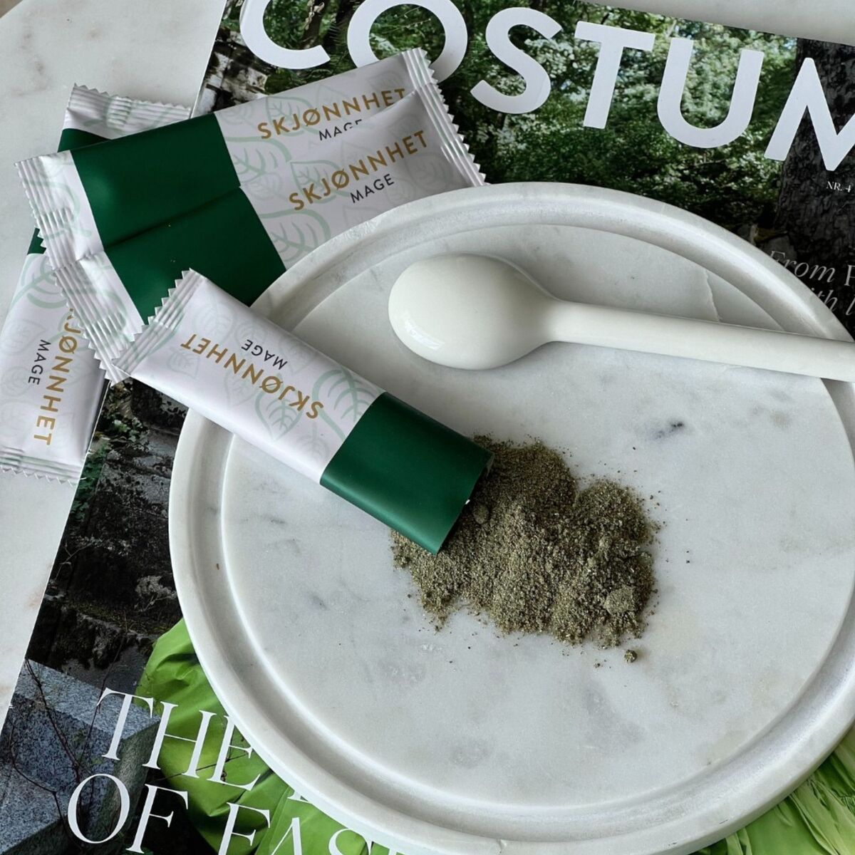 Hidrolizuotas jurinis kolagenas imunitetui, virskinimui, groziui su chlorofilu ir spirulina 